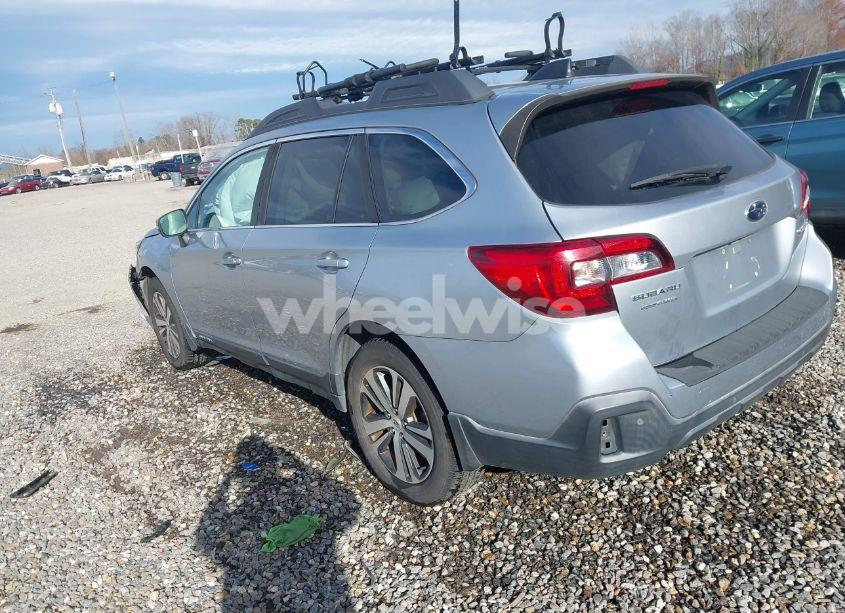 Photo 3 of 2018 Subaru Outback 2.5I LIMITED (VIN 4S4BSANC6J3337473)