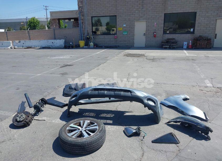 Photo 12 of 2018 Subaru Outback 2.5I LIMITED (VIN 4S4BSANC6J3340812)