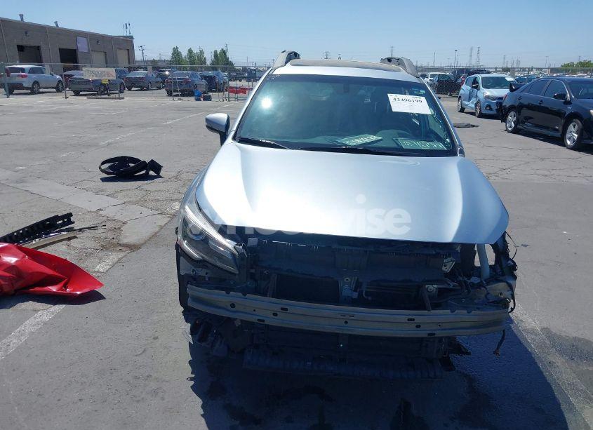 Photo 6 of 2018 Subaru Outback 2.5I LIMITED (VIN 4S4BSANC6J3340812)