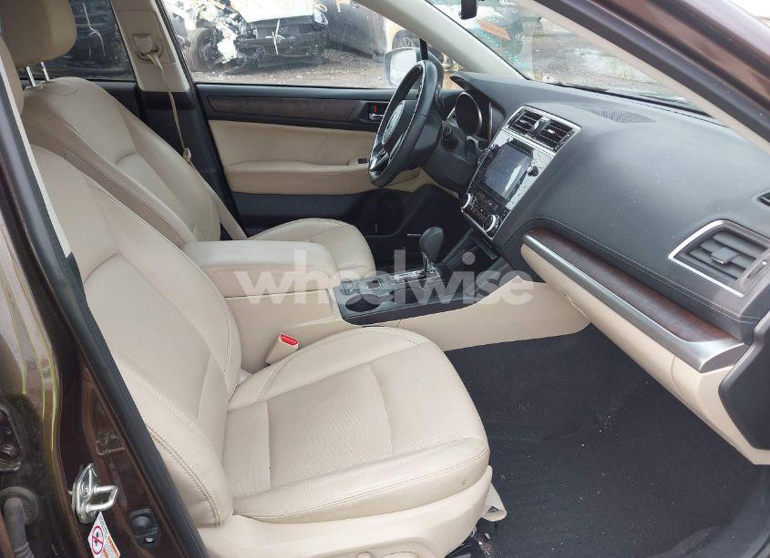 Photo 5 of 2019 Subaru Outback 2.5I LIMITED (VIN 4S4BSANC6K3297669)