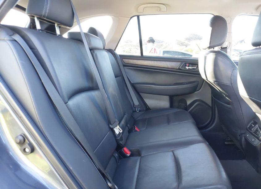 Photo 8 of 2016 Subaru Outback 2.5I LIMITED (VIN 4S4BSANC7G3276739)