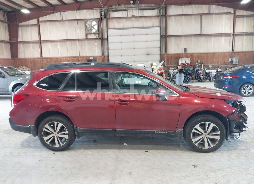 Photo 13 of 2018 Subaru Outback 2.5I LIMITED (VIN 4S4BSANC7J3350751)