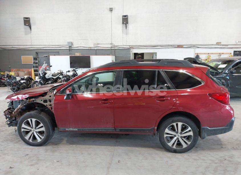 Photo 14 of 2018 Subaru Outback 2.5I LIMITED (VIN 4S4BSANC7J3350751)