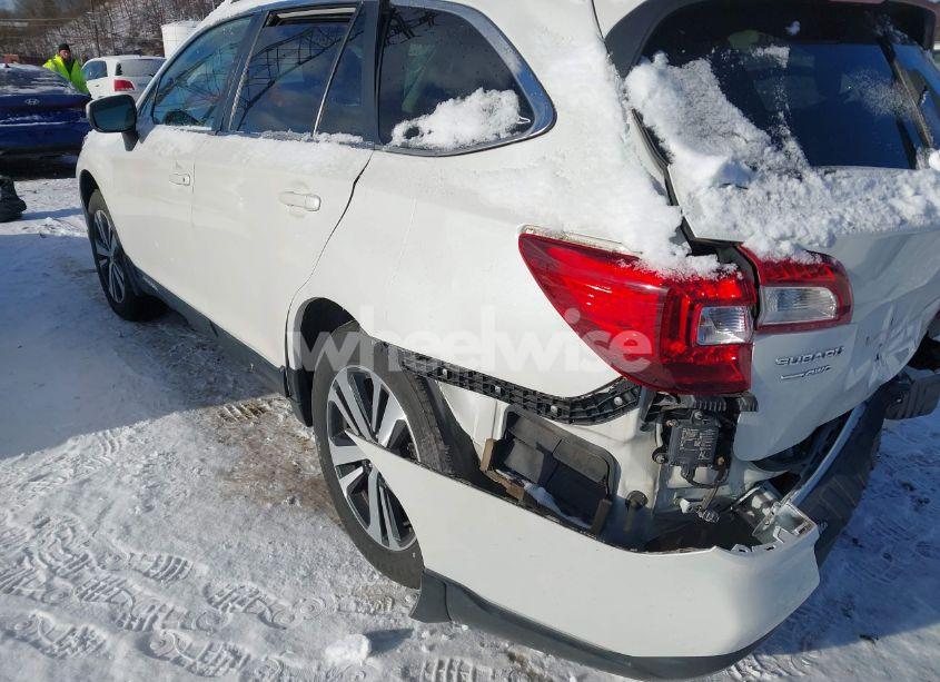 Photo 17 of 2019 Subaru Outback 2.5I LIMITED (VIN 4S4BSANC7K3250036)