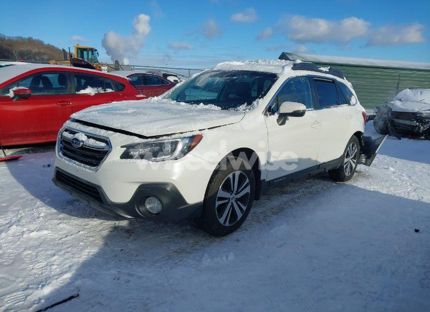 Photo 2 of 2019 Subaru Outback 2.5I LIMITED (VIN 4S4BSANC7K3250036)