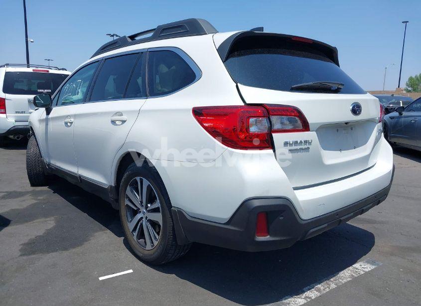 Photo 3 of 2019 Subaru Outback 2.5I LIMITED (VIN 4S4BSANC7K3378776)