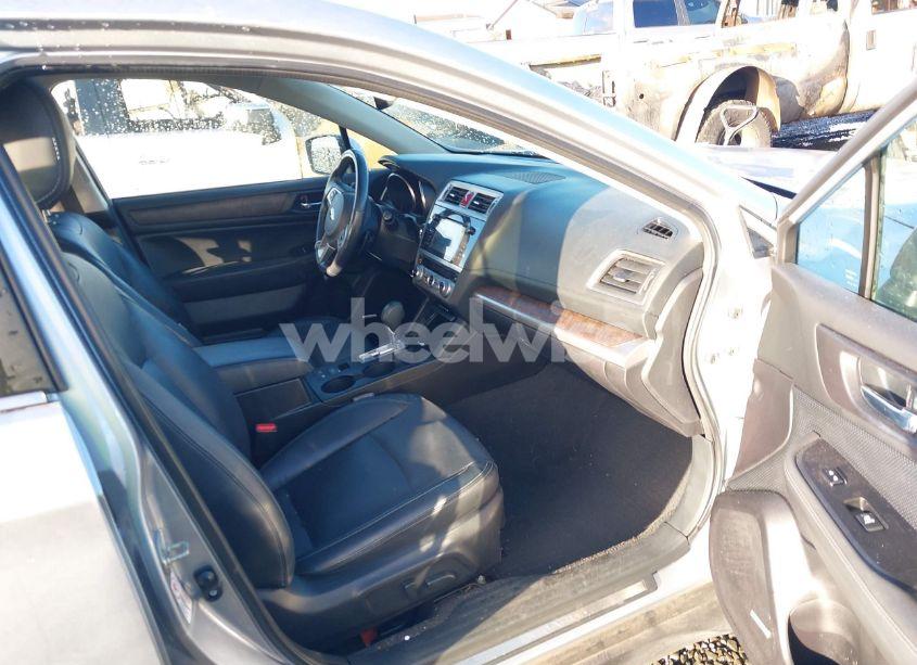 Photo 5 of 2016 Subaru Outback 2.5I LIMITED (VIN 4S4BSANC8G3230482)