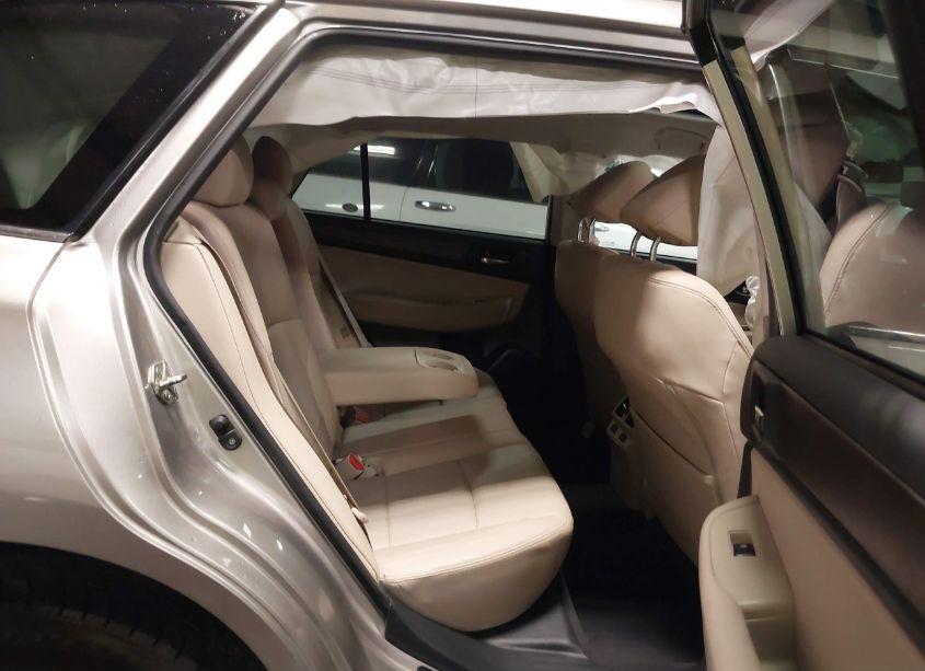 Photo 8 of 2017 Subaru Outback 2.5I LIMITED (VIN 4S4BSANC8H3348937)