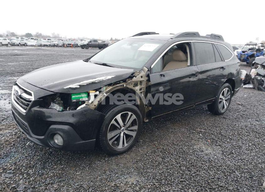 Photo 2 of 2018 Subaru Outback 2.5I LIMITED (VIN 4S4BSANC8J3234944)