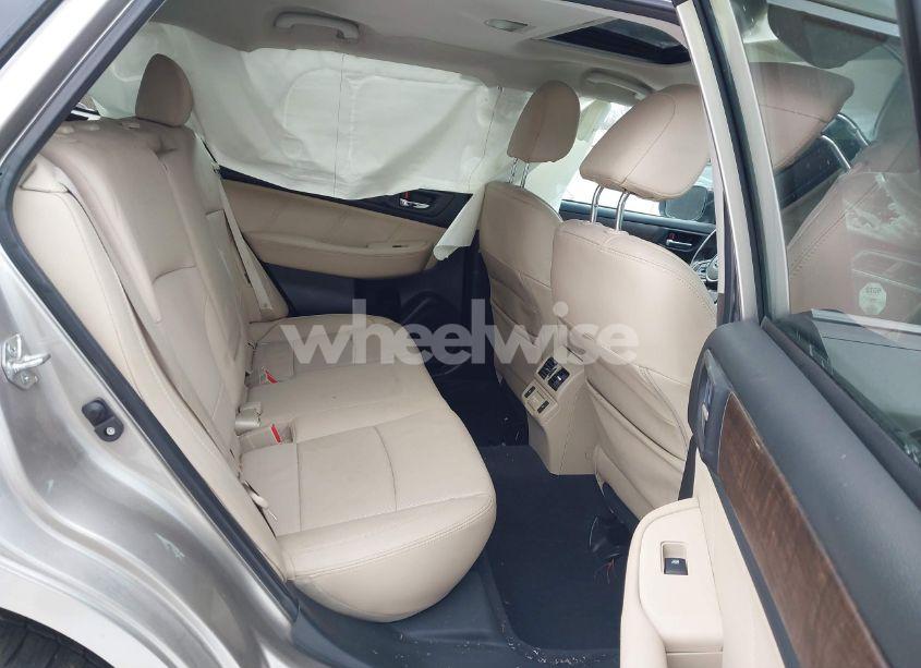 Photo 8 of 2018 Subaru Outback 2.5I LIMITED (VIN 4S4BSANC8J3274831)