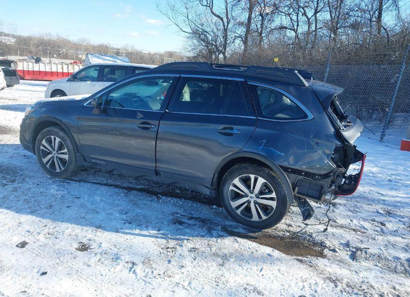 Photo 3 of 2019 Subaru Outback 2.5I LIMITED (VIN 4S4BSANC8K3261417)