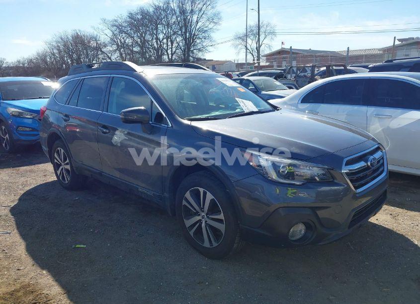 Photo 13 of 2018 Subaru Outback 2.5I LIMITED (VIN 4S4BSANC9J3204500)