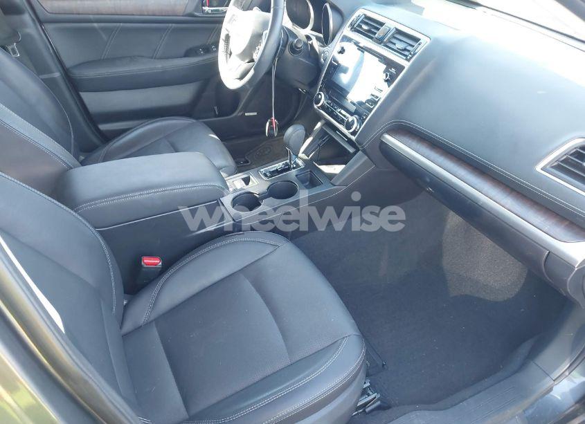 Photo 5 of 2018 Subaru Outback 2.5I LIMITED (VIN 4S4BSANC9J3204500)