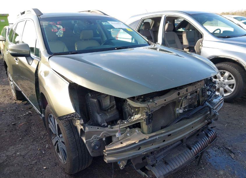 Photo 6 of 2018 Subaru Outback 2.5I LIMITED (VIN 4S4BSANC9J3225475)