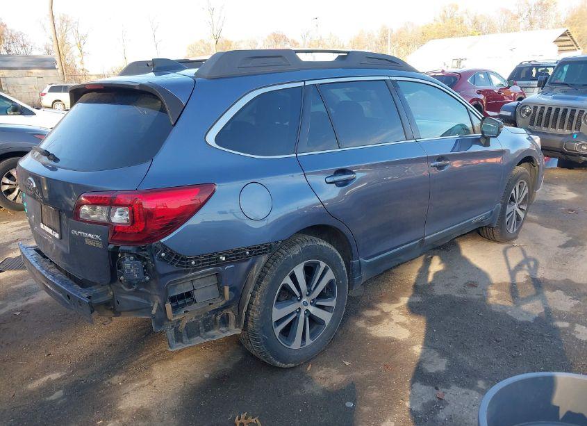 Photo 4 of 2018 Subaru Outback 2.5I LIMITED (VIN 4S4BSANC9J3237710)