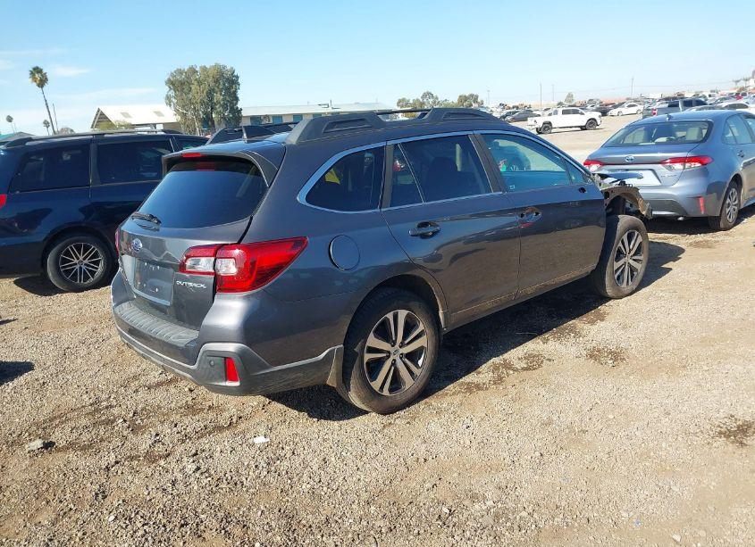 Photo 4 of 2018 Subaru Outback 2.5I LIMITED (VIN 4S4BSANC9J3240610)