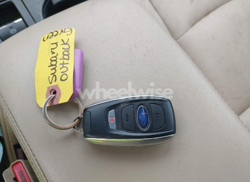 Photo 11 of 2018 Subaru Outback 2.5I LIMITED (VIN 4S4BSANC9J3270061)