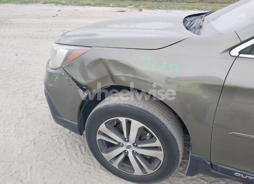 Photo 19 of 2018 Subaru Outback 2.5I LIMITED (VIN 4S4BSANC9J3270061)