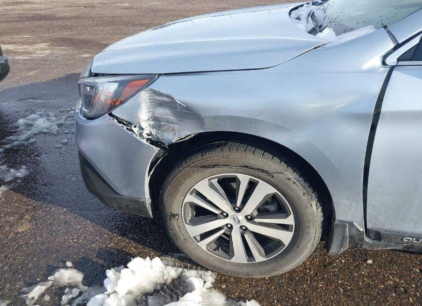 Photo 6 of 2018 Subaru Outback 2.5I LIMITED (VIN 4S4BSANC9J3354123)