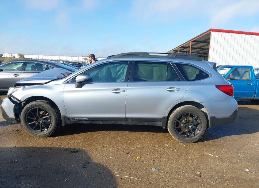 Photo 14 of 2018 Subaru Outback 2.5I LIMITED (VIN 4S4BSANC9J3363727)
