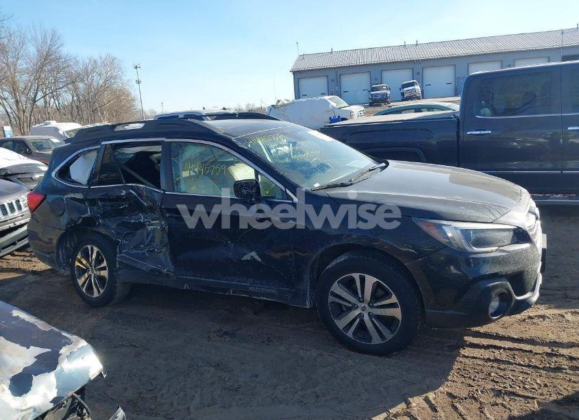 Photo 13 of 2018 Subaru Outback 2.5I LIMITED (VIN 4S4BSANC9J3364571)