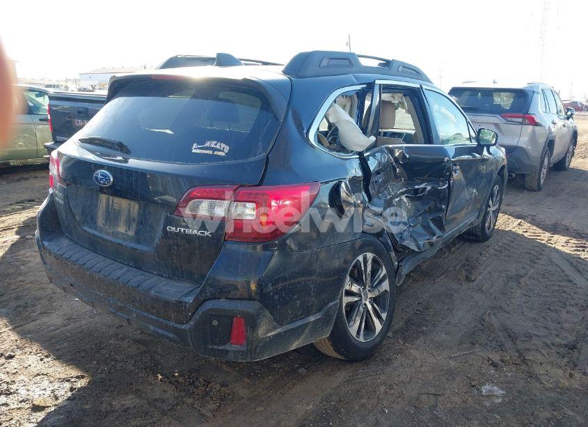 Photo 4 of 2018 Subaru Outback 2.5I LIMITED (VIN 4S4BSANC9J3364571)