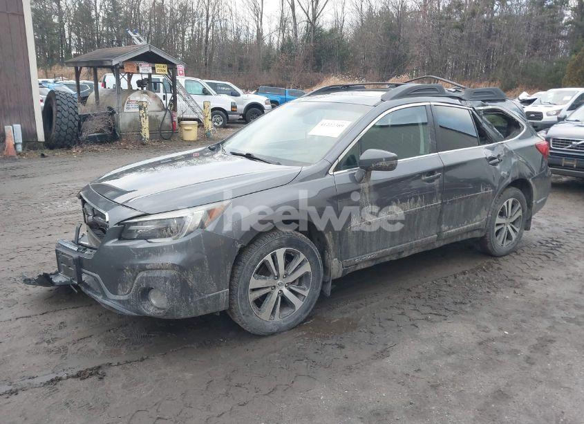 Photo 2 of 2018 Subaru Outback 2.5I LIMITED (VIN 4S4BSANC9J3380057)