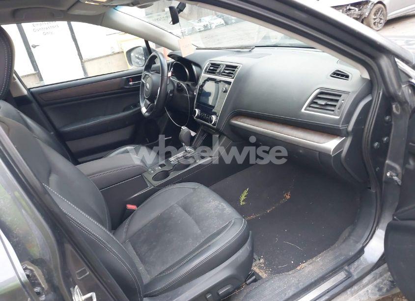 Photo 5 of 2018 Subaru Outback 2.5I LIMITED (VIN 4S4BSANC9J3380057)