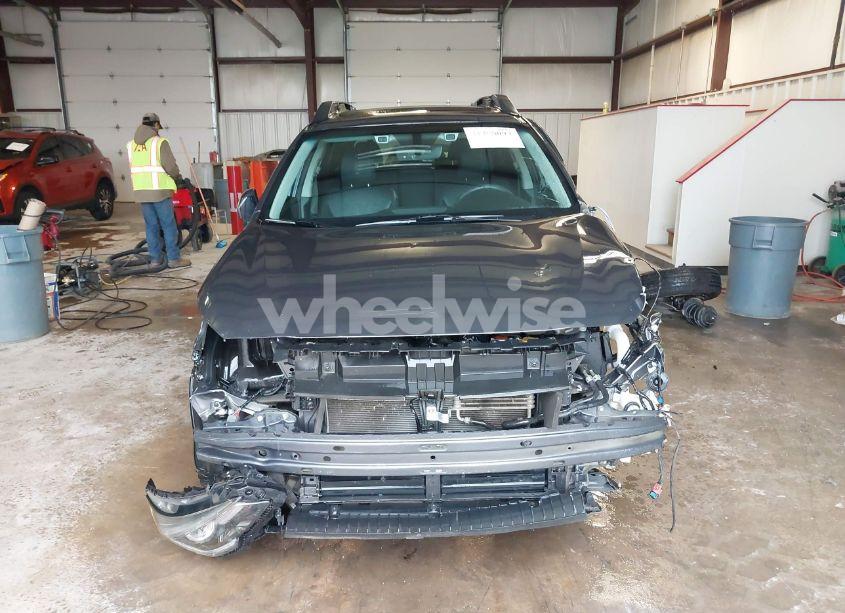 Photo 13 of 2019 Subaru Outback 2.5I LIMITED (VIN 4S4BSANC9K3366337)