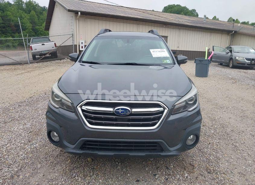 Photo 12 of 2018 Subaru Outback 2.5I LIMITED (VIN 4S4BSANCXJ3203646)