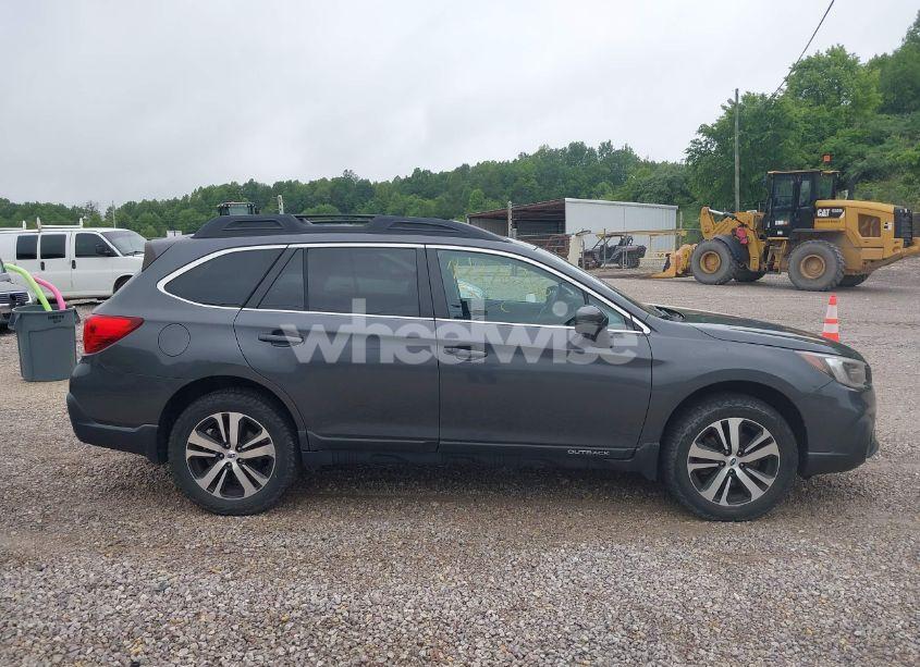 Photo 13 of 2018 Subaru Outback 2.5I LIMITED (VIN 4S4BSANCXJ3203646)