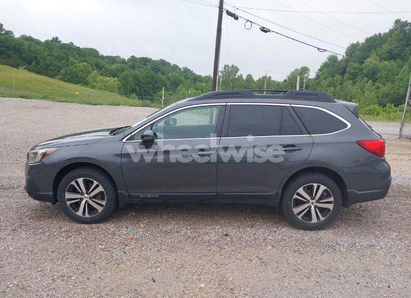 Photo 14 of 2018 Subaru Outback 2.5I LIMITED (VIN 4S4BSANCXJ3203646)