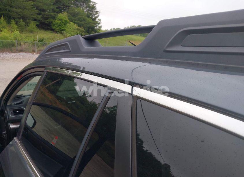 Photo 6 of 2018 Subaru Outback 2.5I LIMITED (VIN 4S4BSANCXJ3203646)