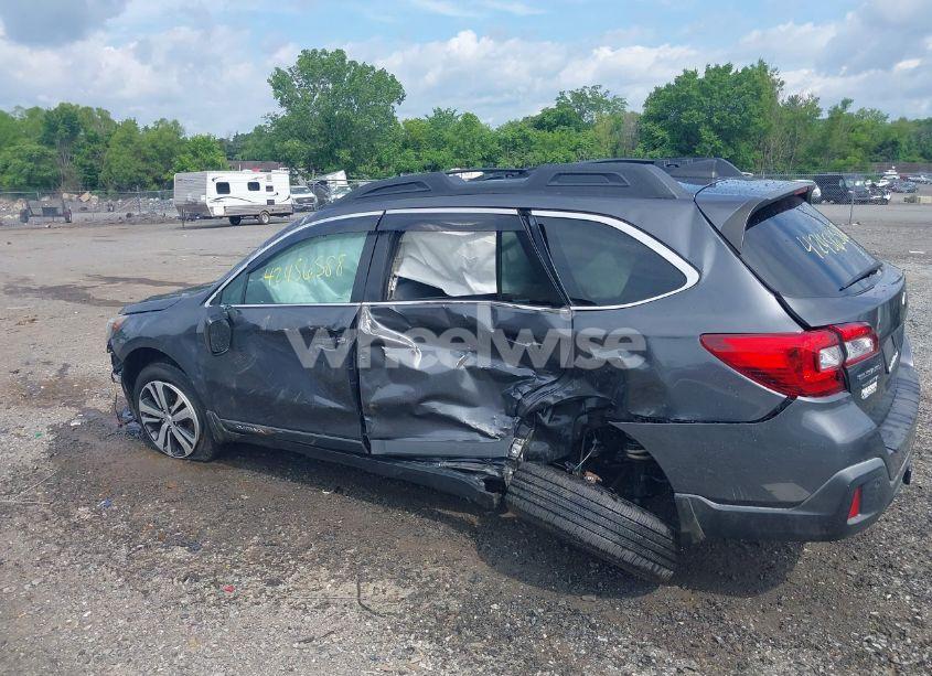 Photo 13 of 2018 Subaru Outback 2.5I LIMITED (VIN 4S4BSANCXJ3207874)