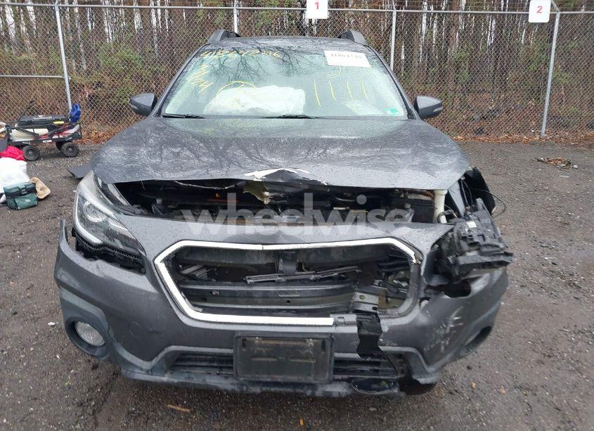 Photo 12 of 2018 Subaru Outback 2.5I LIMITED (VIN 4S4BSANCXJ3308705)