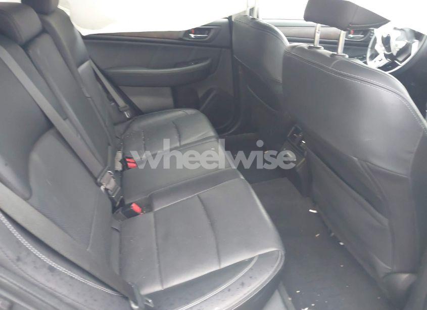 Photo 8 of 2018 Subaru Outback 2.5I LIMITED (VIN 4S4BSANCXJ3308705)