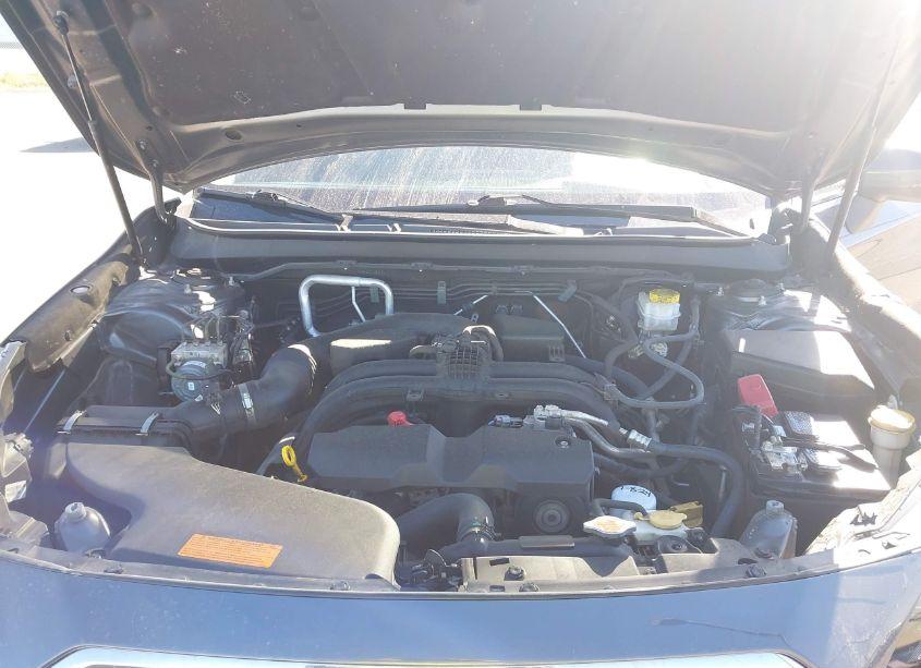 Photo 10 of 2019 Subaru Outback 2.5I LIMITED (VIN 4S4BSANCXK3238172)