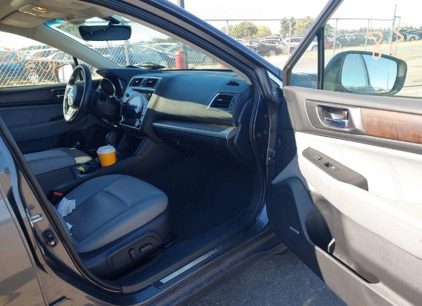 Photo 5 of 2019 Subaru Outback 2.5I LIMITED (VIN 4S4BSANCXK3238172)