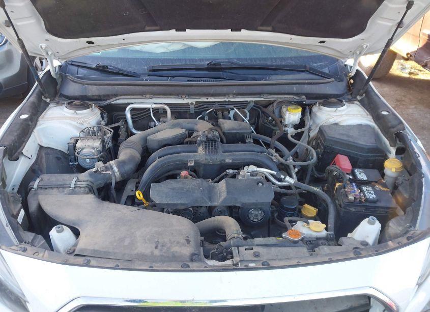 Photo 10 of 2019 Subaru Outback 2.5I LIMITED (VIN 4S4BSANCXK3365004)