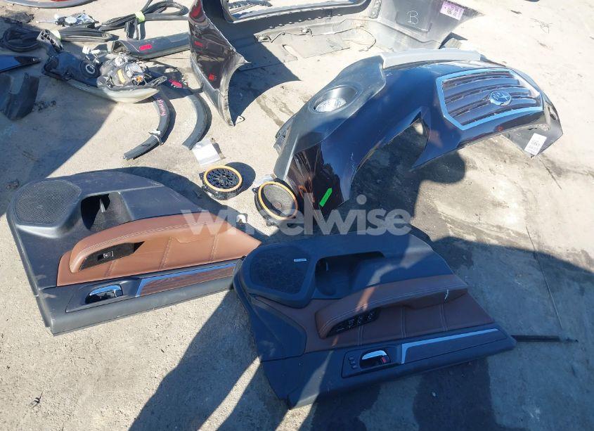 Photo 20 of 2017 Subaru Outback 2.5I TOURING (VIN 4S4BSATC1H3261867)