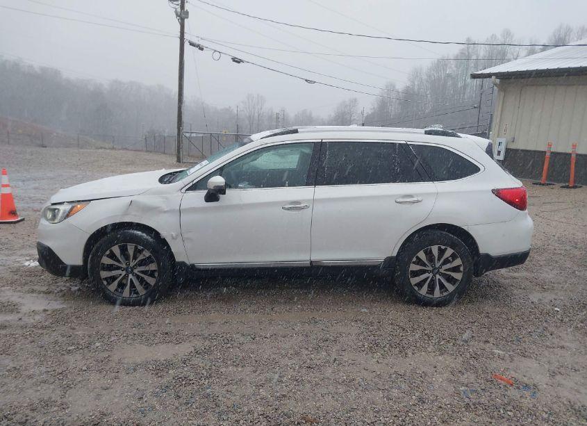 Photo 14 of 2017 Subaru Outback 2.5I TOURING (VIN 4S4BSATC2H3430553)