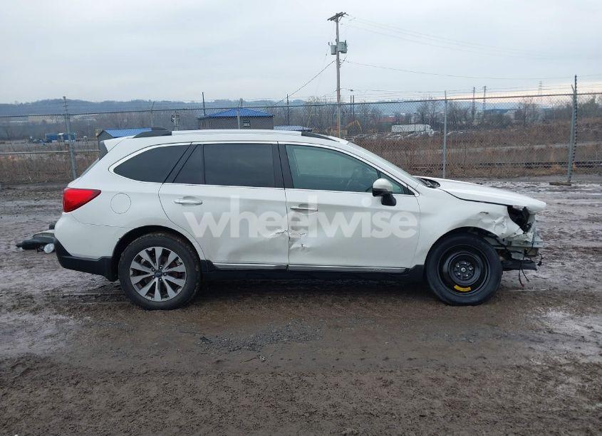 Photo 14 of 2019 Subaru Outback 2.5I TOURING (VIN 4S4BSATC2K3214452)