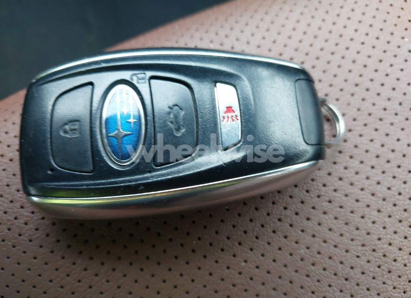 Photo 11 of 2019 Subaru Outback 2.5I TOURING (VIN 4S4BSATC2K3363556)