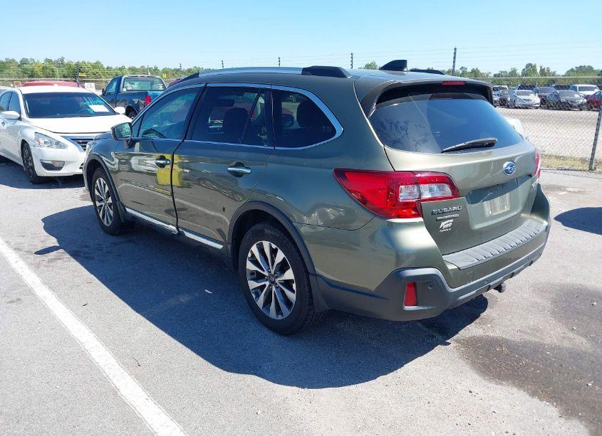 Photo 3 of 2019 Subaru Outback 2.5I TOURING (VIN 4S4BSATC3K3256709)