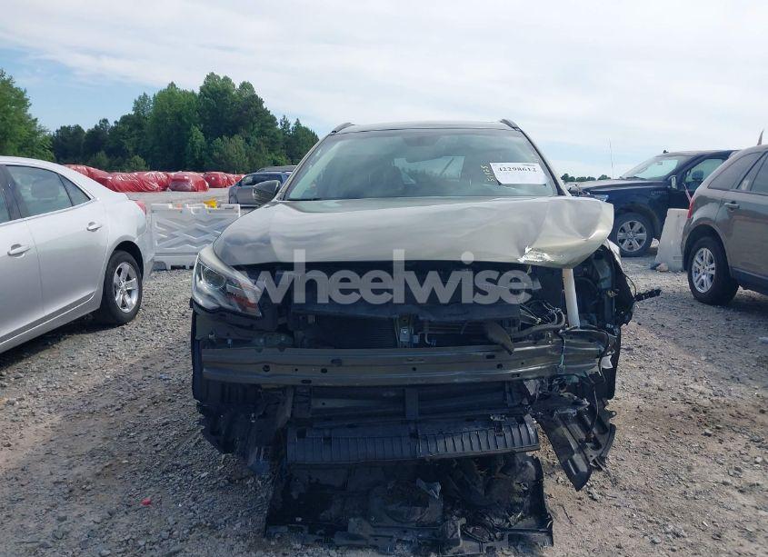 Photo 13 of 2018 Subaru Outback 2.5I TOURING (VIN 4S4BSATC4J3273162)