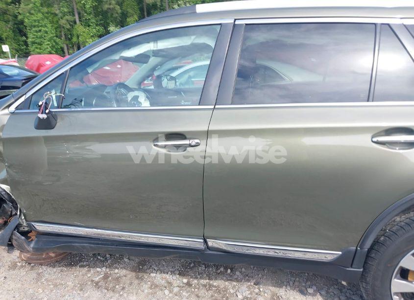 Photo 15 of 2018 Subaru Outback 2.5I TOURING (VIN 4S4BSATC4J3273162)