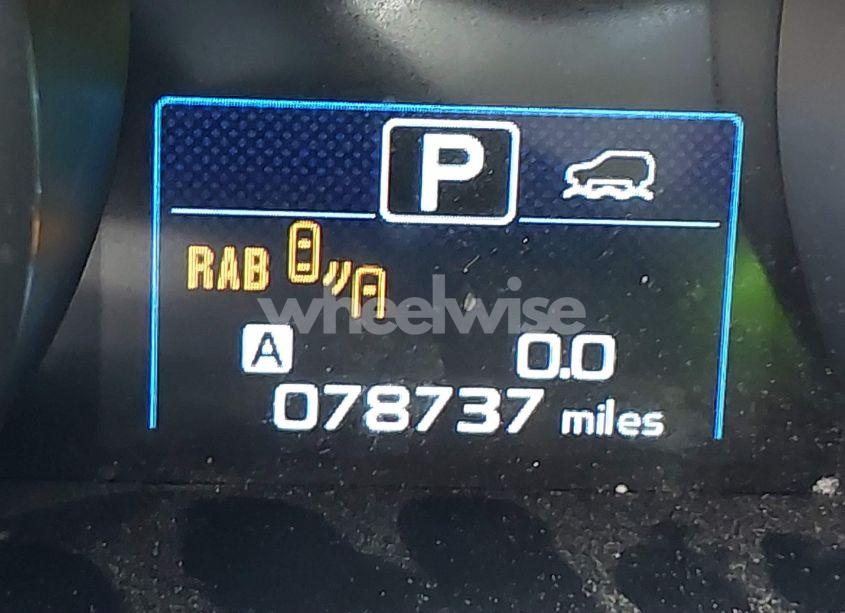 Photo 16 of 2018 Subaru Outback 2.5I TOURING (VIN 4S4BSATC4J3273162)