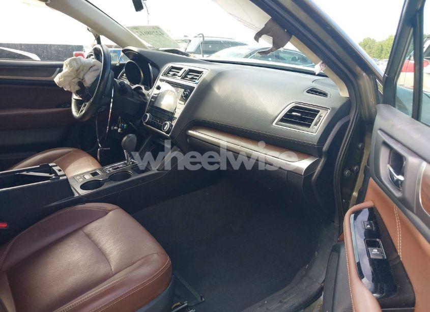 Photo 5 of 2018 Subaru Outback 2.5I TOURING (VIN 4S4BSATC4J3273162)