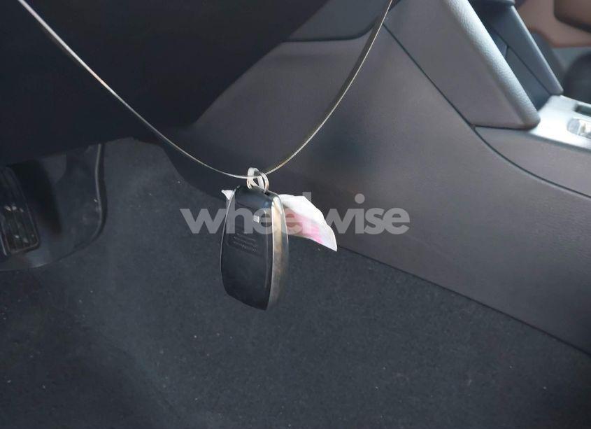 Photo 11 of 2018 Subaru Outback 2.5I TOURING (VIN 4S4BSATC4J3341170)