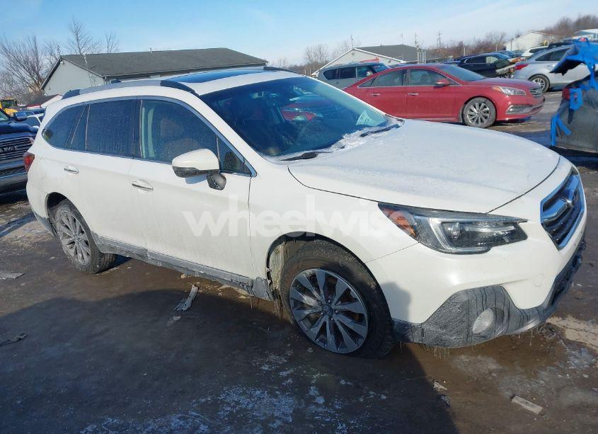 Photo 14 of 2018 Subaru Outback 2.5I TOURING (VIN 4S4BSATC4J3341170)